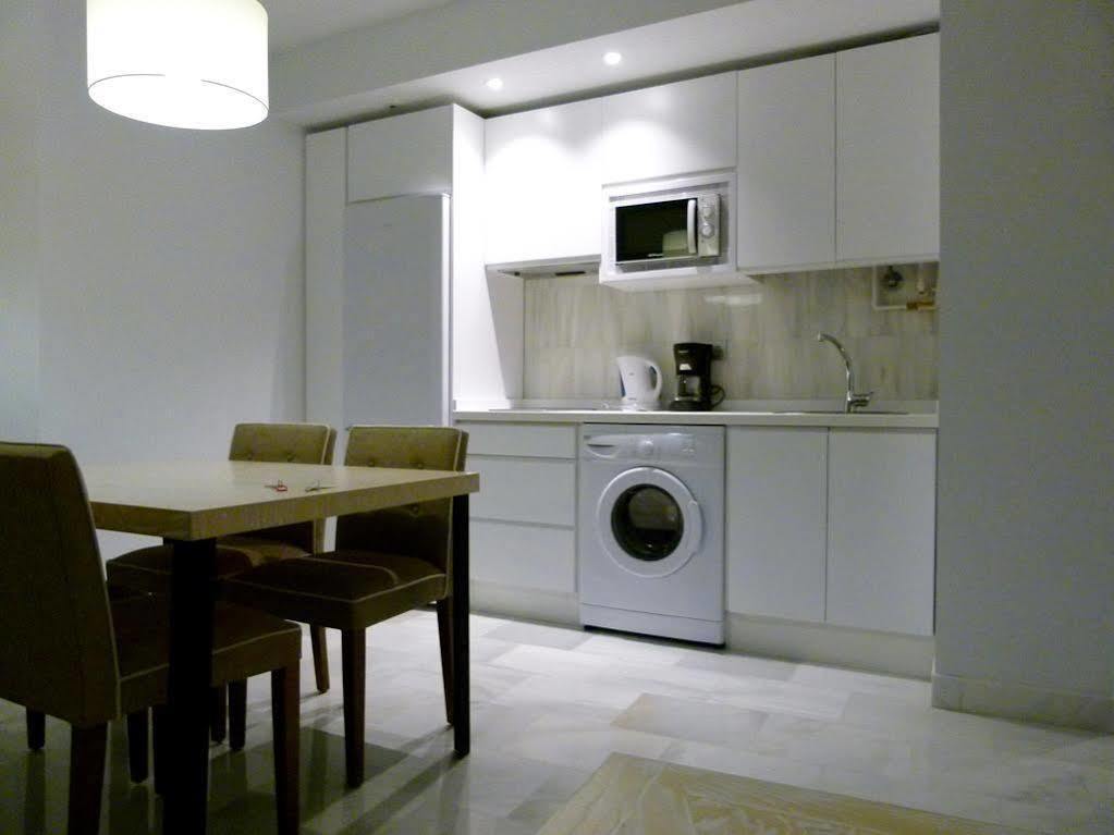 Urbanliving Gran Capitan Apartman Granada Kültér fotó