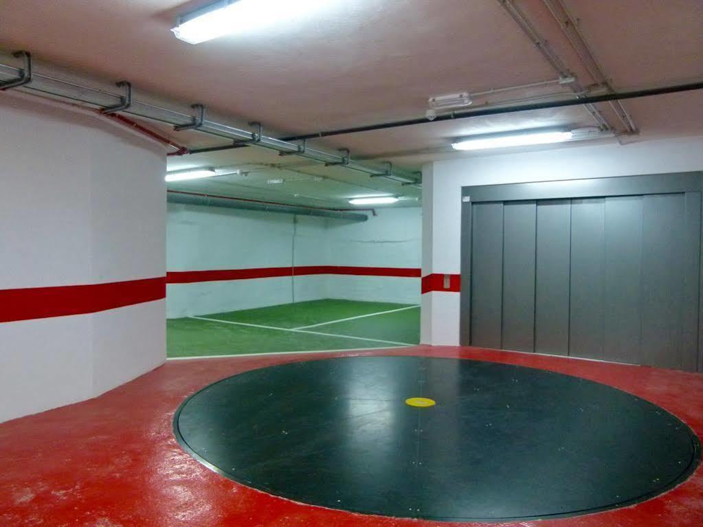 Urbanliving Gran Capitan Apartman Granada Kültér fotó