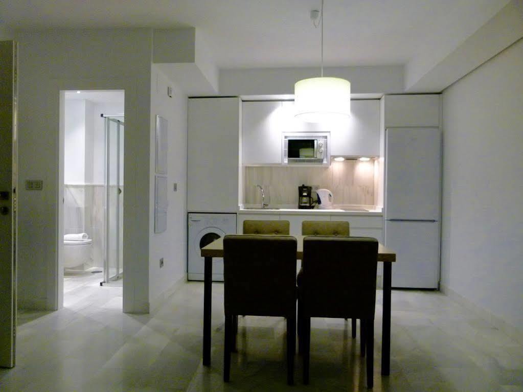 Urbanliving Gran Capitan Apartman Granada Kültér fotó